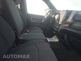 2025 Ram 2500 Big Horn Crew Cab Medium Bed - miniatura 8