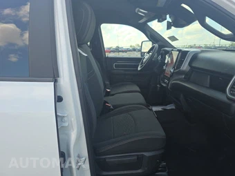 2025 Ram 2500 Big Horn Crew Cab Medium Bed - miniatura 8