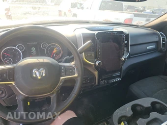 2025 Ram 2500 Big Horn Crew Cab Medium Bed - miniatura 11