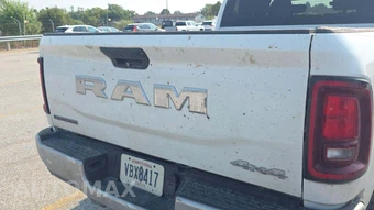 2025 Ram 2500 Big Horn Crew Cab Medium Bed - miniatura 24