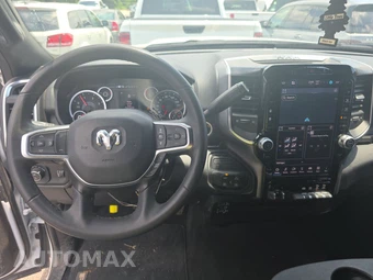 2025 Ram 2500 Big Horn Crew Cab Medium Bed - miniatura 11