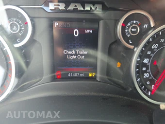 2025 Ram 2500 Big Horn Crew Cab Medium Bed - miniatura 12