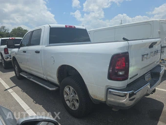 2025 Ram 2500 Big Horn Crew Cab Medium Bed - miniatura 6