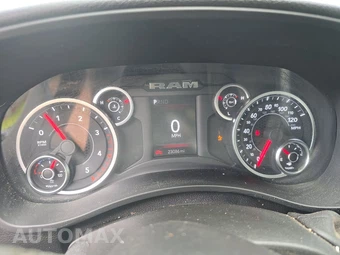2025 Ram 2500 Big Horn Crew Cab Medium Bed - miniatura 12