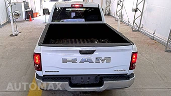 2025 Ram 2500 Big Horn Crew Cab Medium Bed - miniatura 5