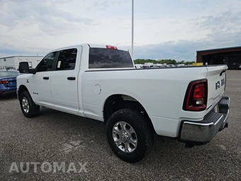 2025 Ram 2500 Big Horn Crew Cab Medium Bed - miniatura 6