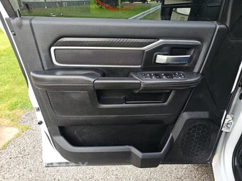 2025 Ram 2500 Big Horn Crew Cab Medium Bed - miniatura 9