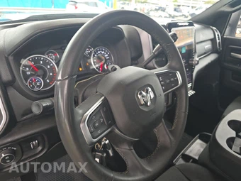 2025 Ram 2500 Big Horn Crew Cab Medium Bed - miniatura 10