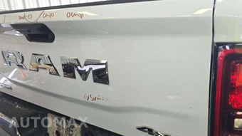 2025 Ram 2500 Big Horn Crew Cab Medium Bed - miniatura 19