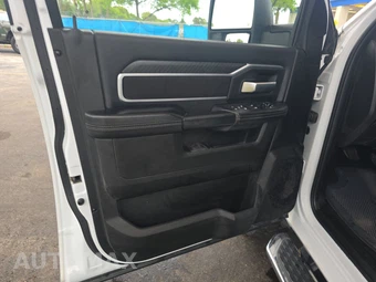 2025 Ram 2500 Big Horn Crew Cab Medium Bed - miniatura 9