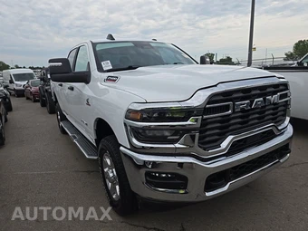 2025 Ram 2500 Big Horn Crew Cab Medium Bed - miniatura 3