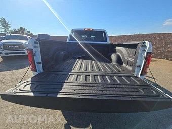 2025 Ram 2500 Big Horn Crew Cab Medium Bed – miniatura 14