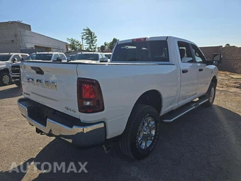 2025 Ram 2500 Big Horn Crew Cab Medium Bed – miniatura 3