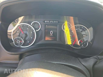 2025 Ram 2500 Big Horn Crew Cab Medium Bed – miniatura 6