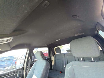 2025 Ram 2500 Big Horn Crew Cab Medium Bed – miniatura 8