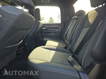 2025 Ram 2500 Big Horn Crew Cab Medium Bed - miniatura 13