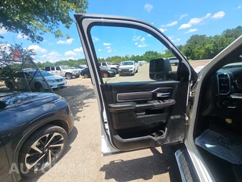 2025 Ram 2500 Big Horn Crew Cab Medium Bed - miniatura 9