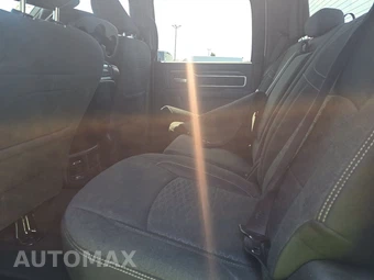 2025 Ram 2500 Big Horn Crew Cab Medium Bed - miniatura 13