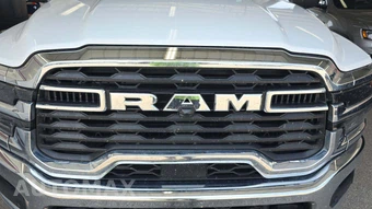 2025 Ram 2500 Big Horn Crew Cab Medium Bed - miniatura 42