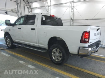 2025 Ram 2500 Big Horn Crew Cab Medium Bed - miniatura 6