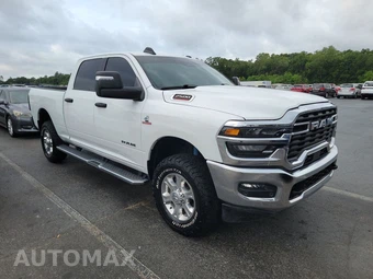 2025 Ram 2500 Big Horn Crew Cab Medium Bed – miniatura 3