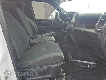 2025 Ram 2500 Big Horn Crew Cab Medium Bed – miniatura 8