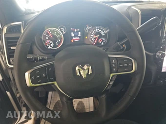 2025 Ram 2500 Big Horn Crew Cab Medium Bed – miniatura 10