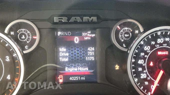 2025 Ram 2500 Big Horn Crew Cab Medium Bed - miniatura 5