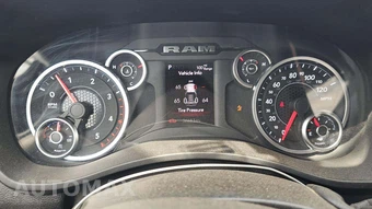 2025 Ram 2500 Big Horn Crew Cab Medium Bed - miniatura 18
