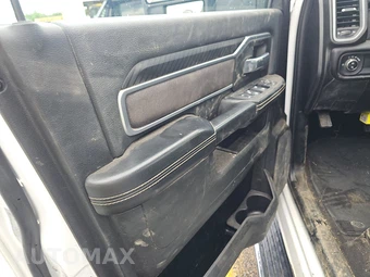2025 Ram 2500 Big Horn Crew Cab Medium Bed - miniatura 9
