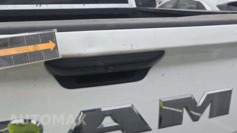 2025 Ram 2500 Big Horn Crew Cab Medium Bed - miniatura 22
