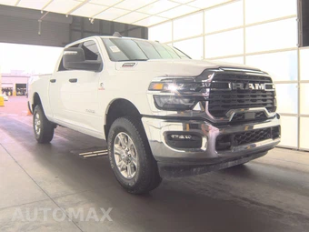2025 Ram 2500 Big Horn Crew Cab Medium Bed - miniatura 3