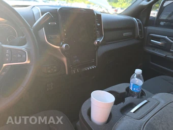 2025 Ram 2500 Big Horn Crew Cab Medium Bed - miniatura 11