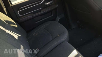 2025 Ram 2500 Big Horn Crew Cab Medium Bed - miniatura 25