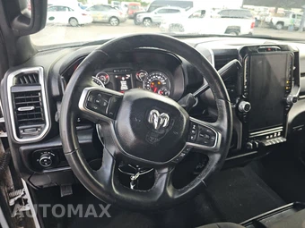 2025 Ram 2500 Big Horn Crew Cab Medium Bed - miniatura 10