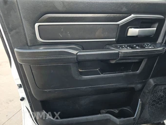 2025 Ram 2500 Big Horn Crew Cab Medium Bed - miniatura 9