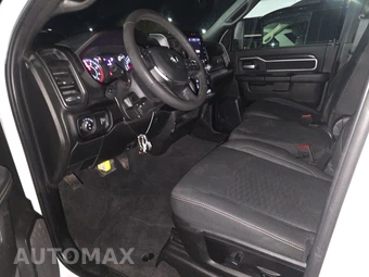 2025 Ram 2500 Big Horn Crew Cab Medium Bed - miniatura 7