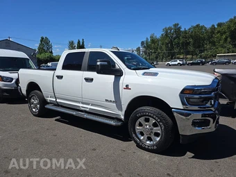 2025 Ram 2500 Big Horn Crew Cab Medium Bed - miniatura 3