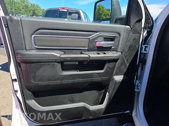 2025 Ram 2500 Big Horn Crew Cab Medium Bed - miniatura 9
