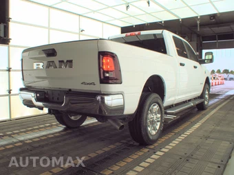 2025 Ram 2500 Big Horn Crew Cab Medium Bed – miniatura 4