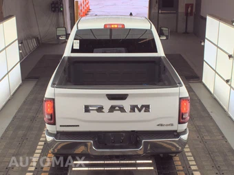 2025 Ram 2500 Big Horn Crew Cab Medium Bed – miniatura 5
