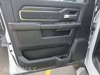 2025 Ram 2500 Big Horn Crew Cab Medium Bed – miniatura 9