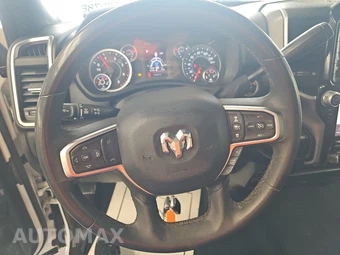 2025 Ram 2500 Big Horn Crew Cab Medium Bed - miniatura 10