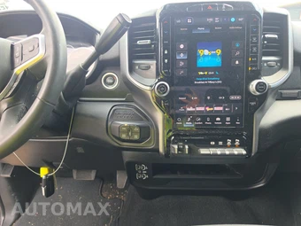 2025 Ram 2500 Big Horn Crew Cab Medium Bed – miniatura 11