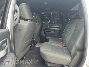 2025 Ram 2500 Big Horn Crew Cab Medium Bed – miniatura 13