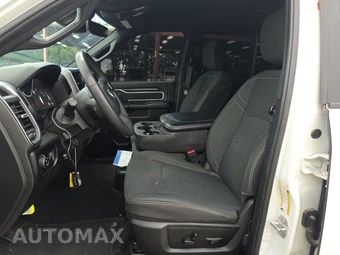 2025 Ram 2500 Big Horn Crew Cab Medium Bed – miniatura 7
