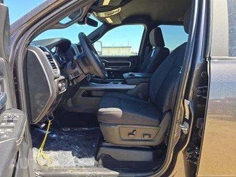 2025 Ram 2500 Big Horn Crew Cab Medium Bed – miniatura 7