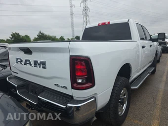 2025 Ram 2500 Big Horn Crew Cab Medium Bed - miniatura 4