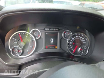 2025 Ram 2500 Big Horn Crew Cab Medium Bed - miniatura 9