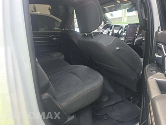 2025 Ram 2500 Big Horn Crew Cab Medium Bed - miniatura 16